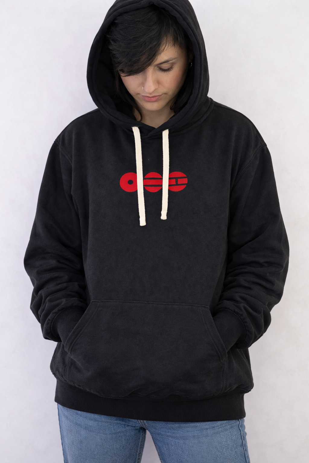 NUEVO BUZO NEGRO TOUR BTS 2026